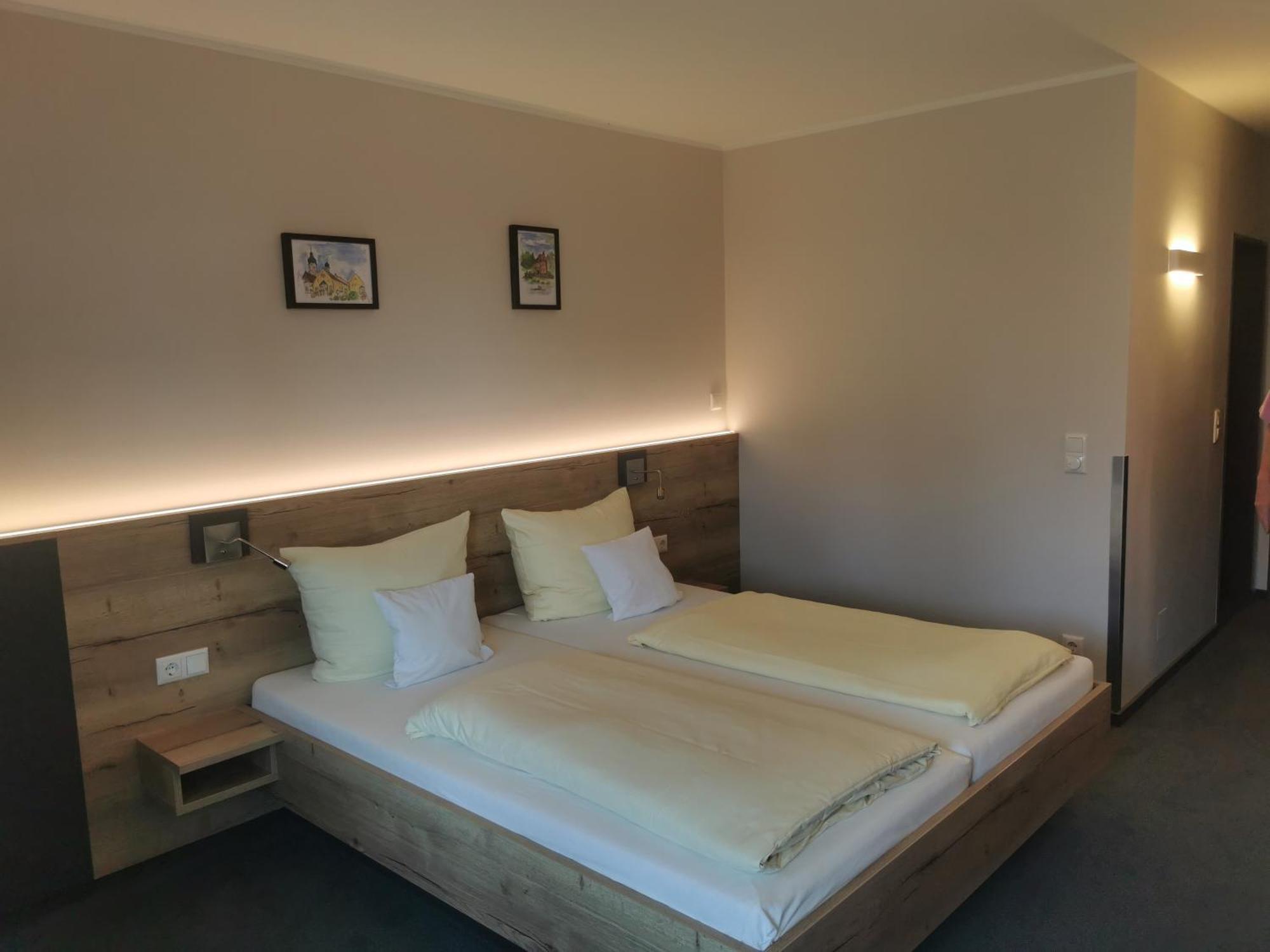 Hotel Am Regenbogen 卡姆 外观 照片